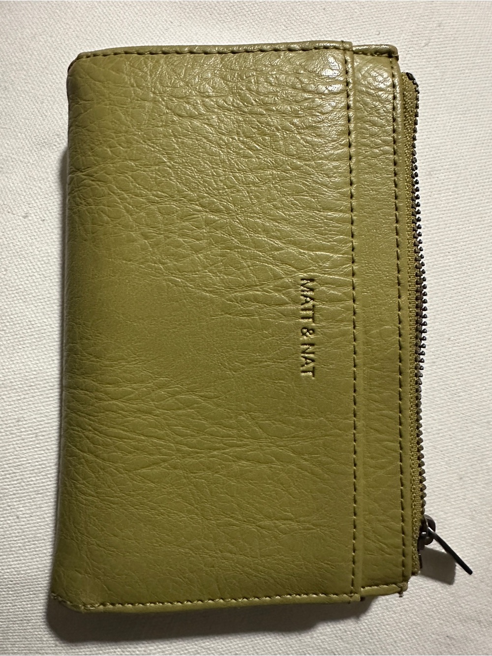 Matt & Nat Olive Green Vegan Leather Zip Wallet